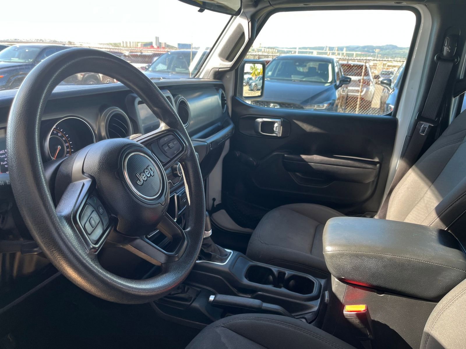 Thumbnail: 2023 Jeep Wrangler - 33