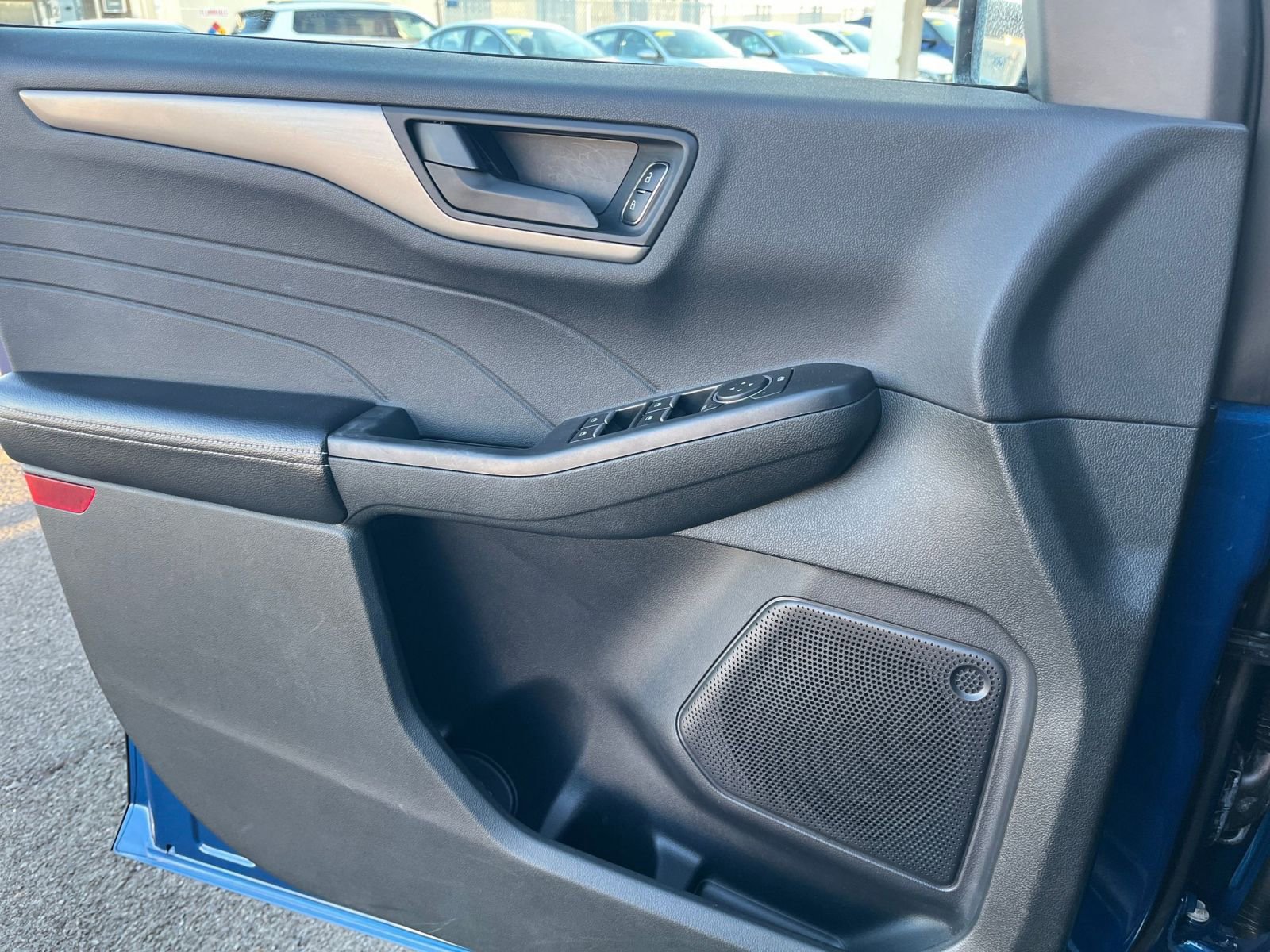 Thumbnail: 2023 Ford Escape - 20