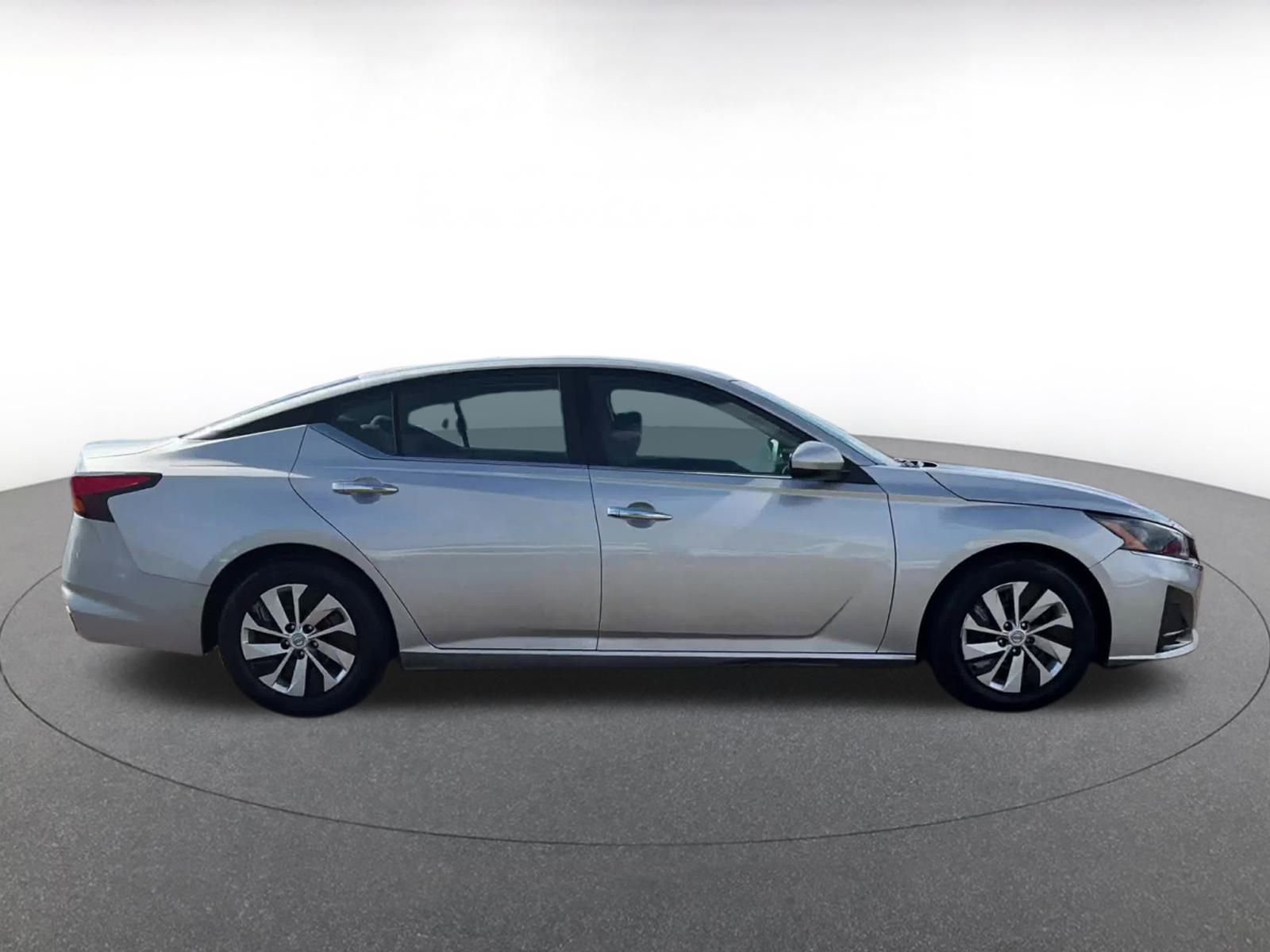 Thumbnail: 2023 Nissan Altima - 16