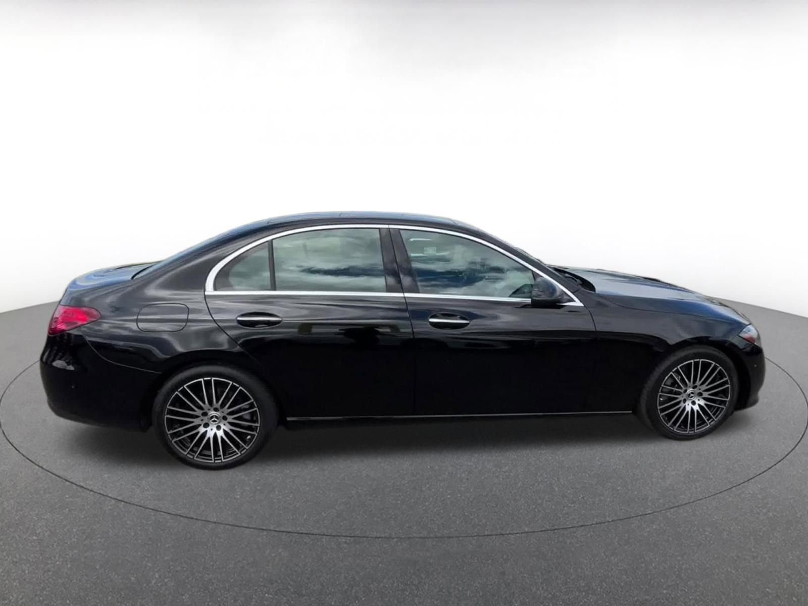 Thumbnail: 2024 Mercedes-Benz C-Class - 15