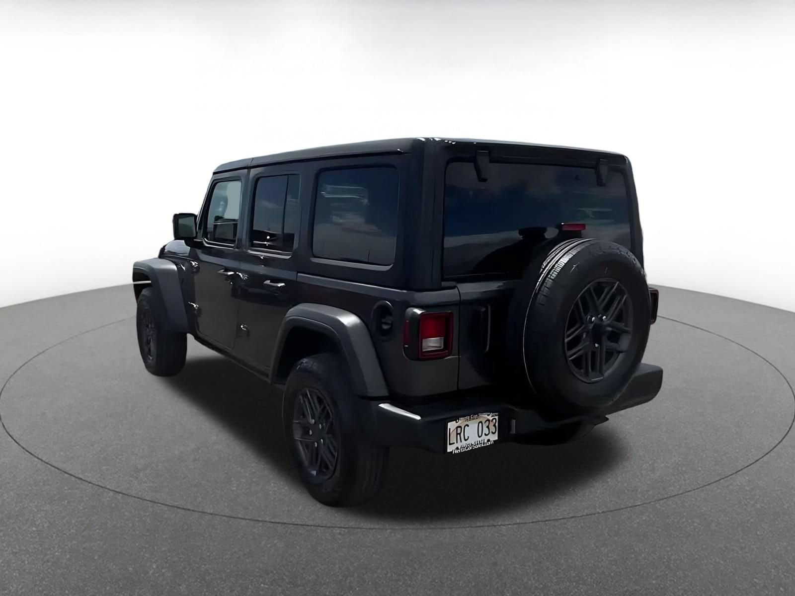 Thumbnail: 2025 Jeep Wrangler - 9