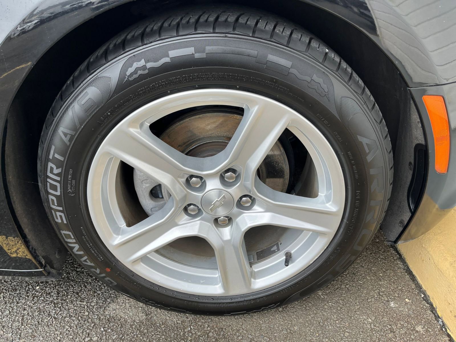 Thumbnail: 2023 Chevrolet Camaro - 31