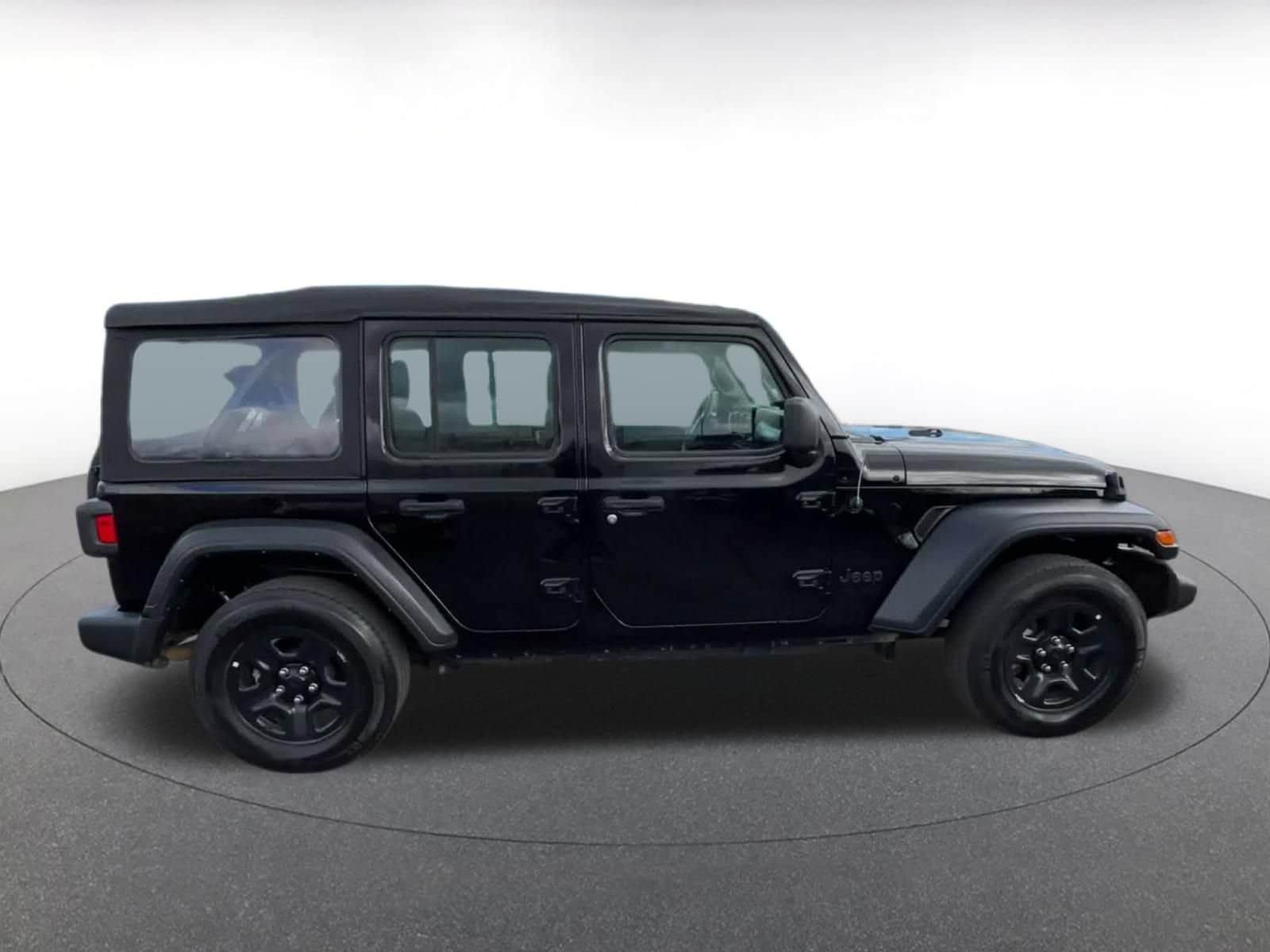 Thumbnail: 2023 Jeep Wrangler - 15