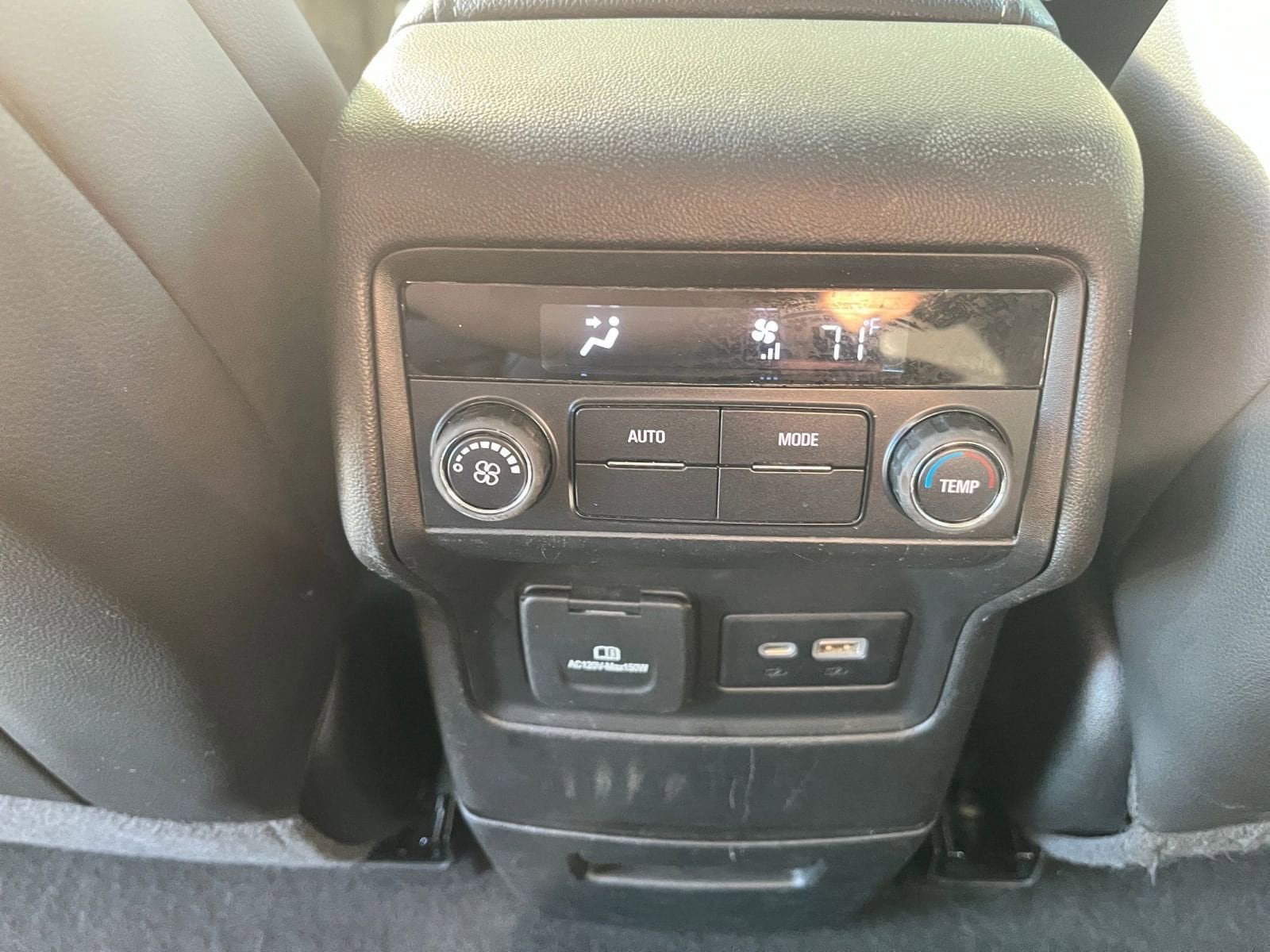 Thumbnail: 2023 GMC Acadia - 25