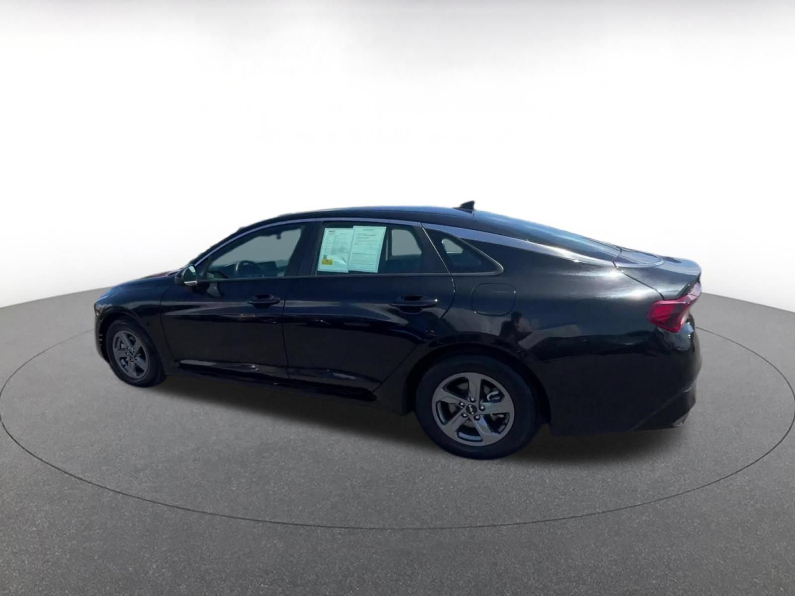 Thumbnail: 2023 Kia K5 - 9