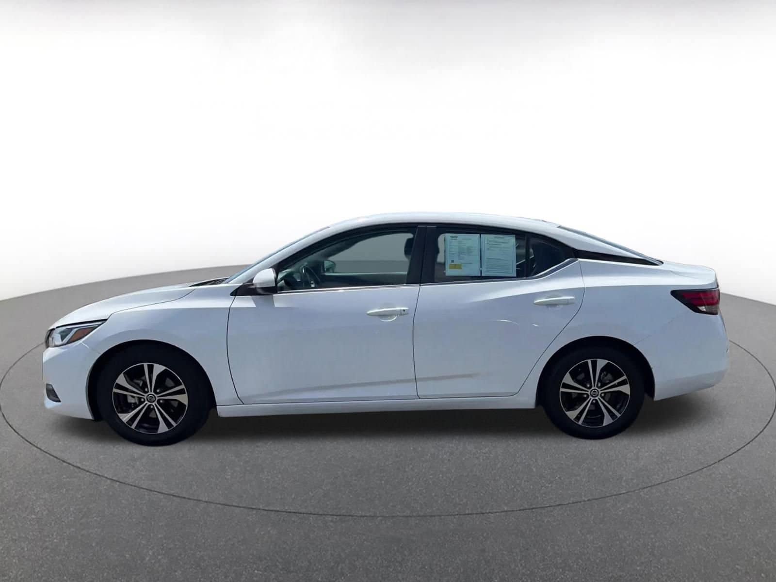 Thumbnail: 2021 Nissan Sentra - 9