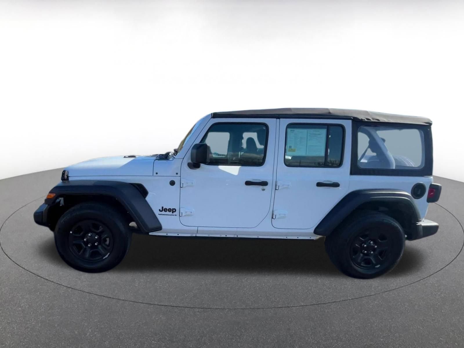 Thumbnail: 2023 Jeep Wrangler - 9