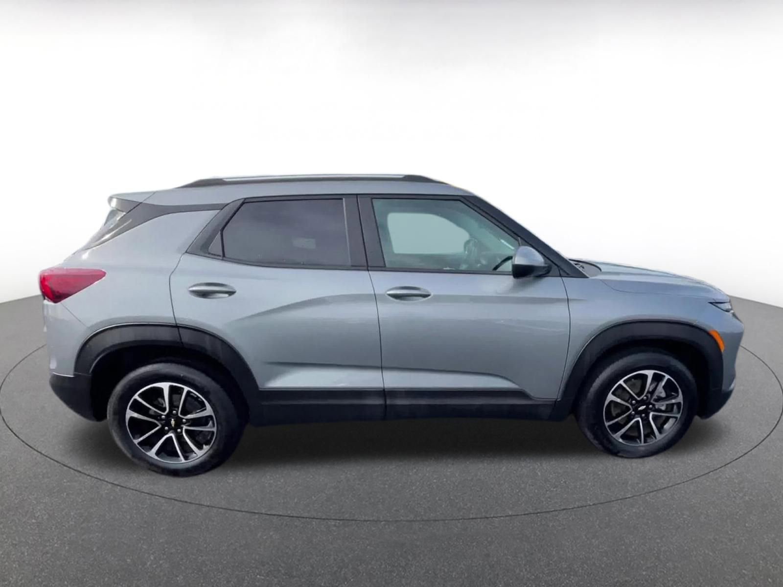 Thumbnail: 2025 Chevrolet TrailBlazer - 16