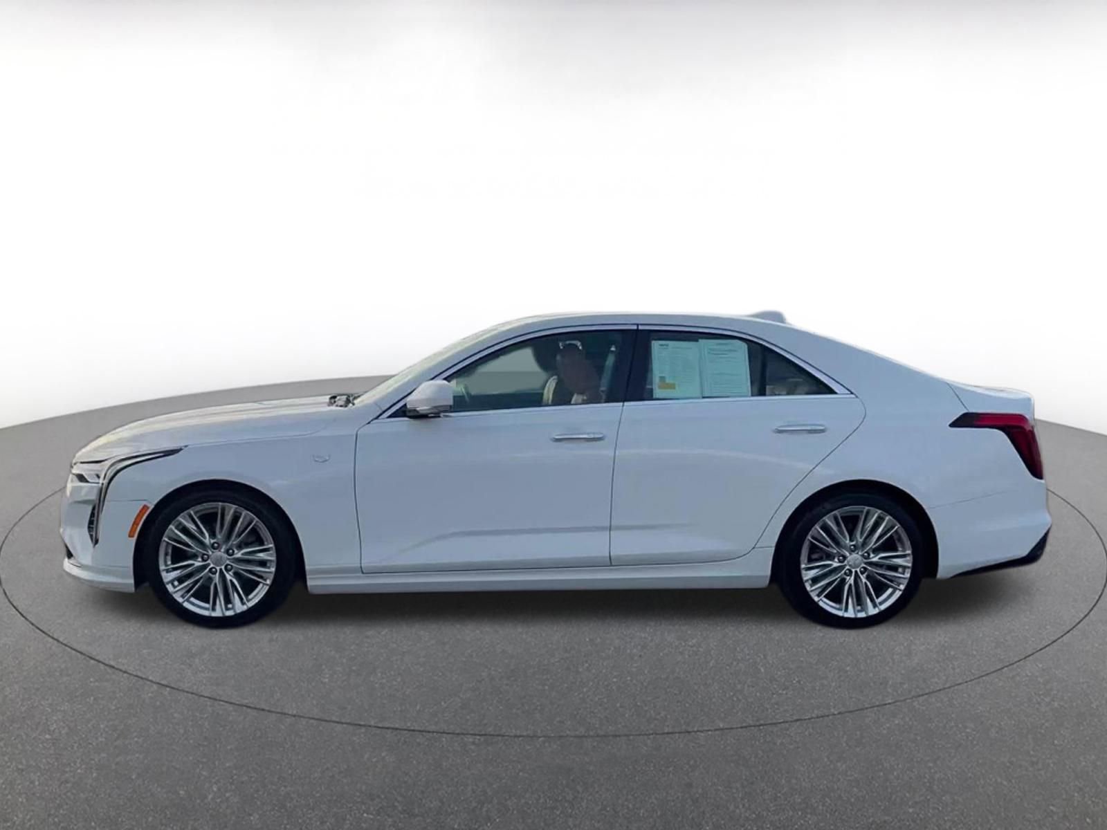 Thumbnail: 2023 Cadillac CT4 - 9