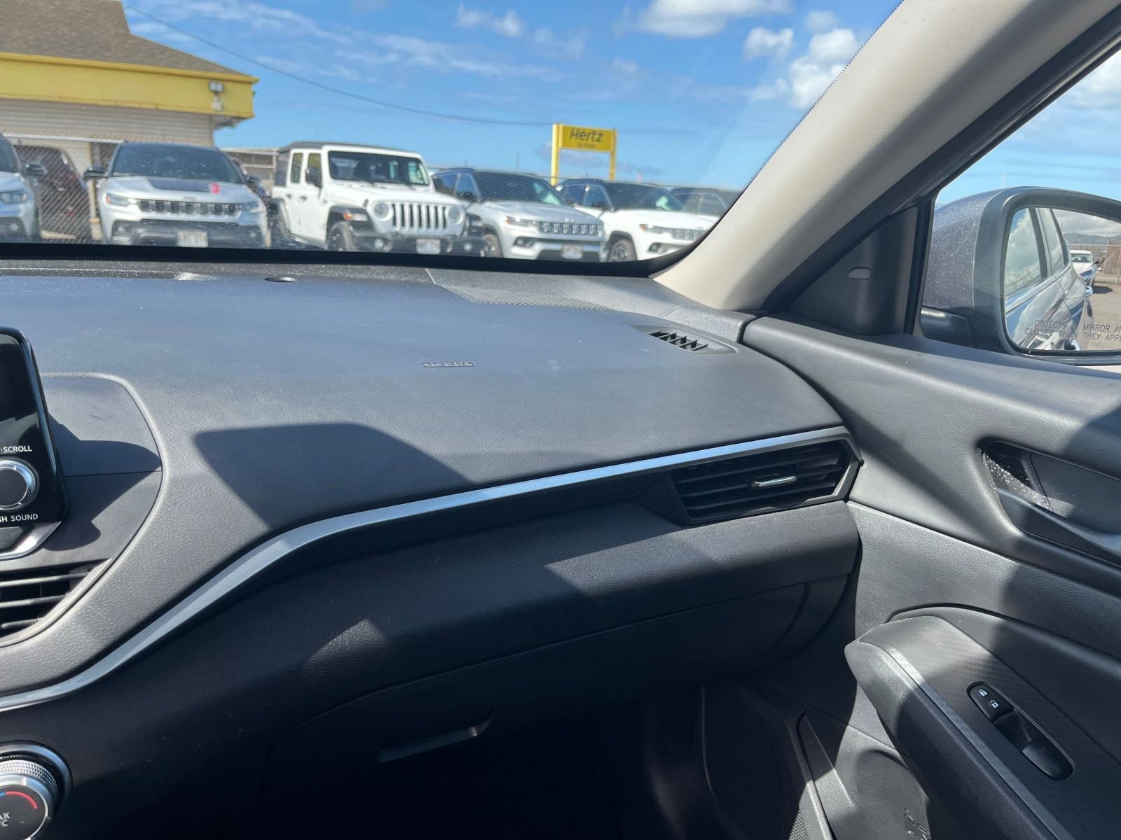 Thumbnail: 2023 Nissan Altima - 34