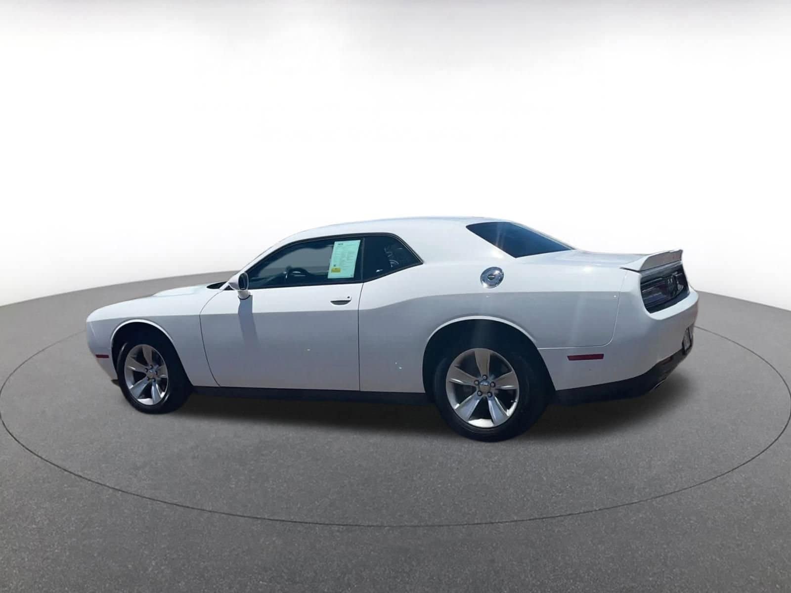 Thumbnail: 2022 Dodge Challenger - 10