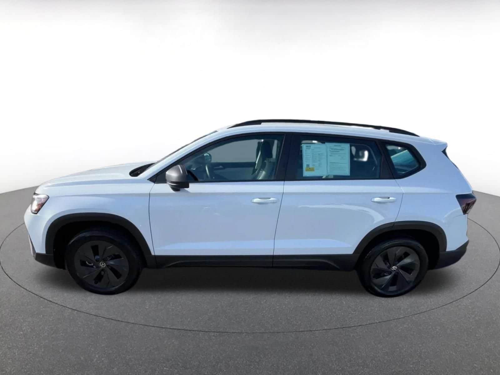 Thumbnail: 2026 Volkswagen Taos - 9