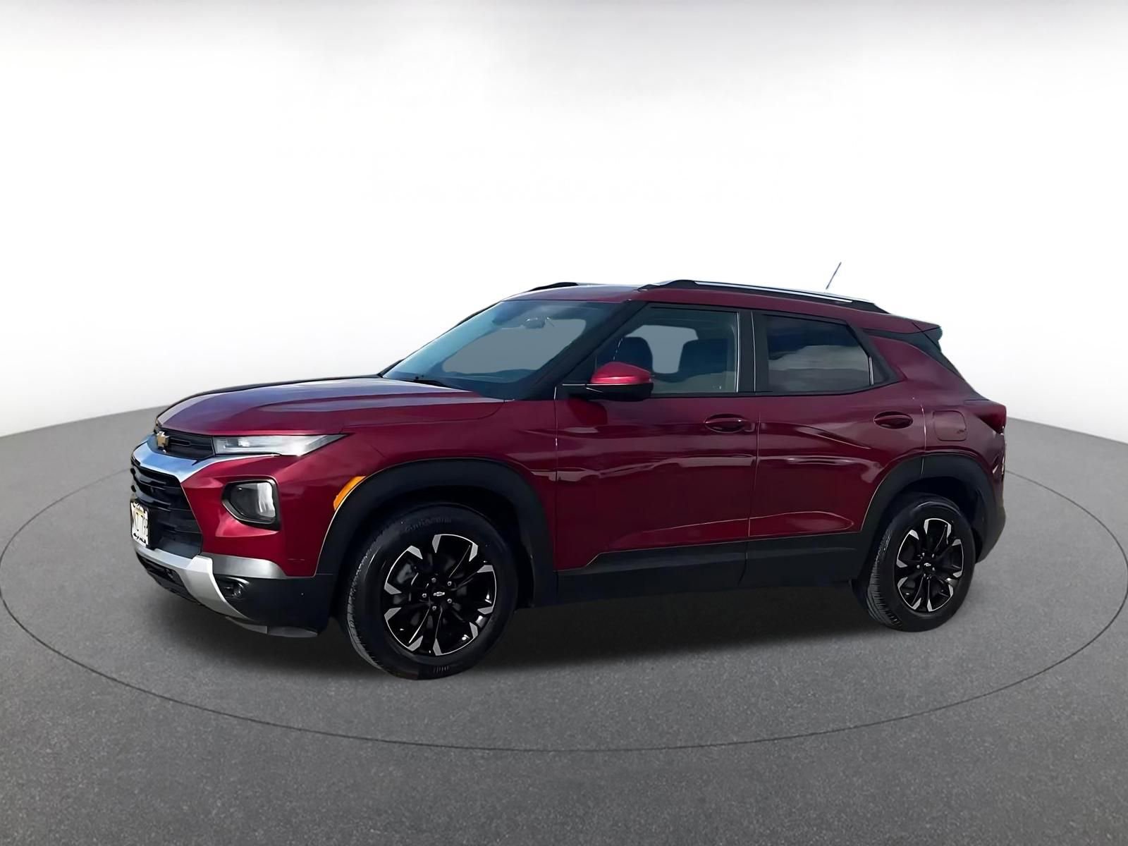 Thumbnail: 2023 Chevrolet TrailBlazer - 8