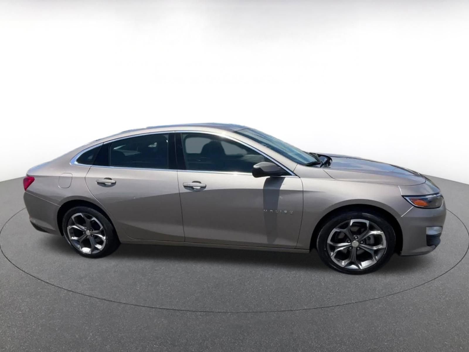 Thumbnail: 2023 Chevrolet Malibu - 16