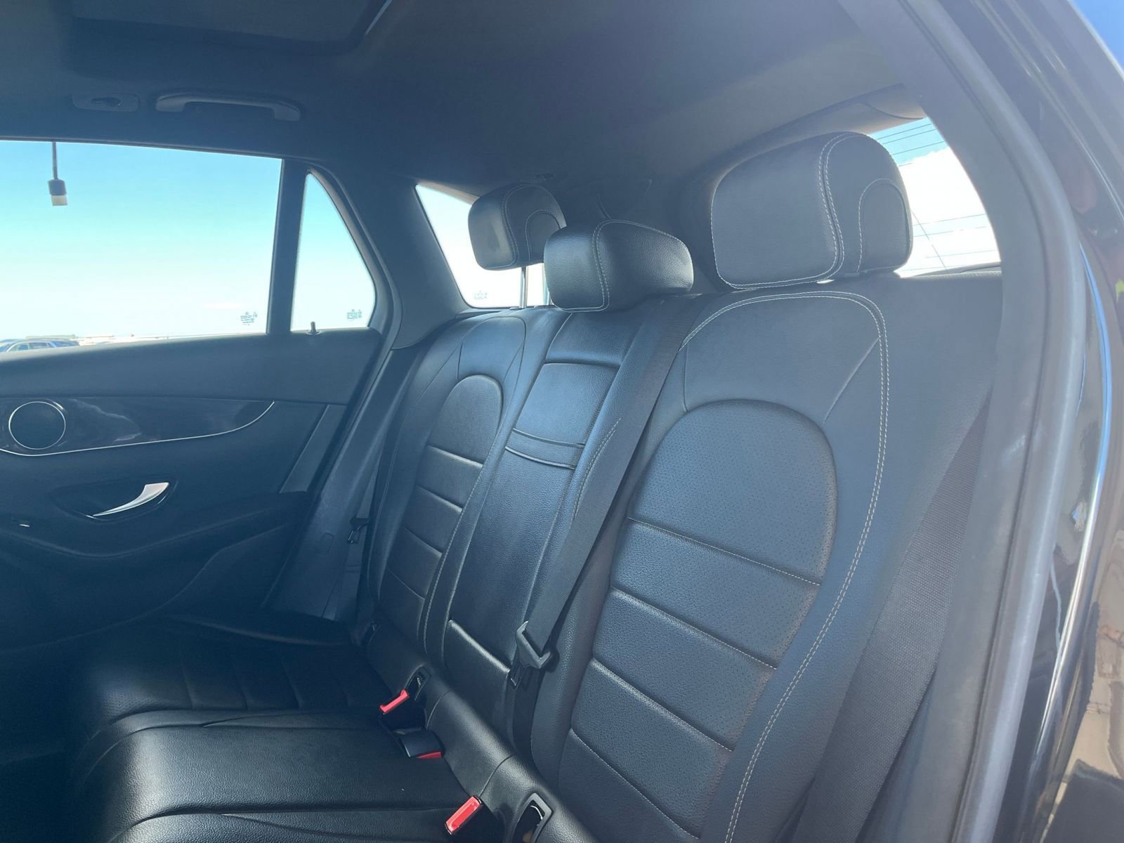 Thumbnail: 2020 Mercedes-Benz GLC - 18