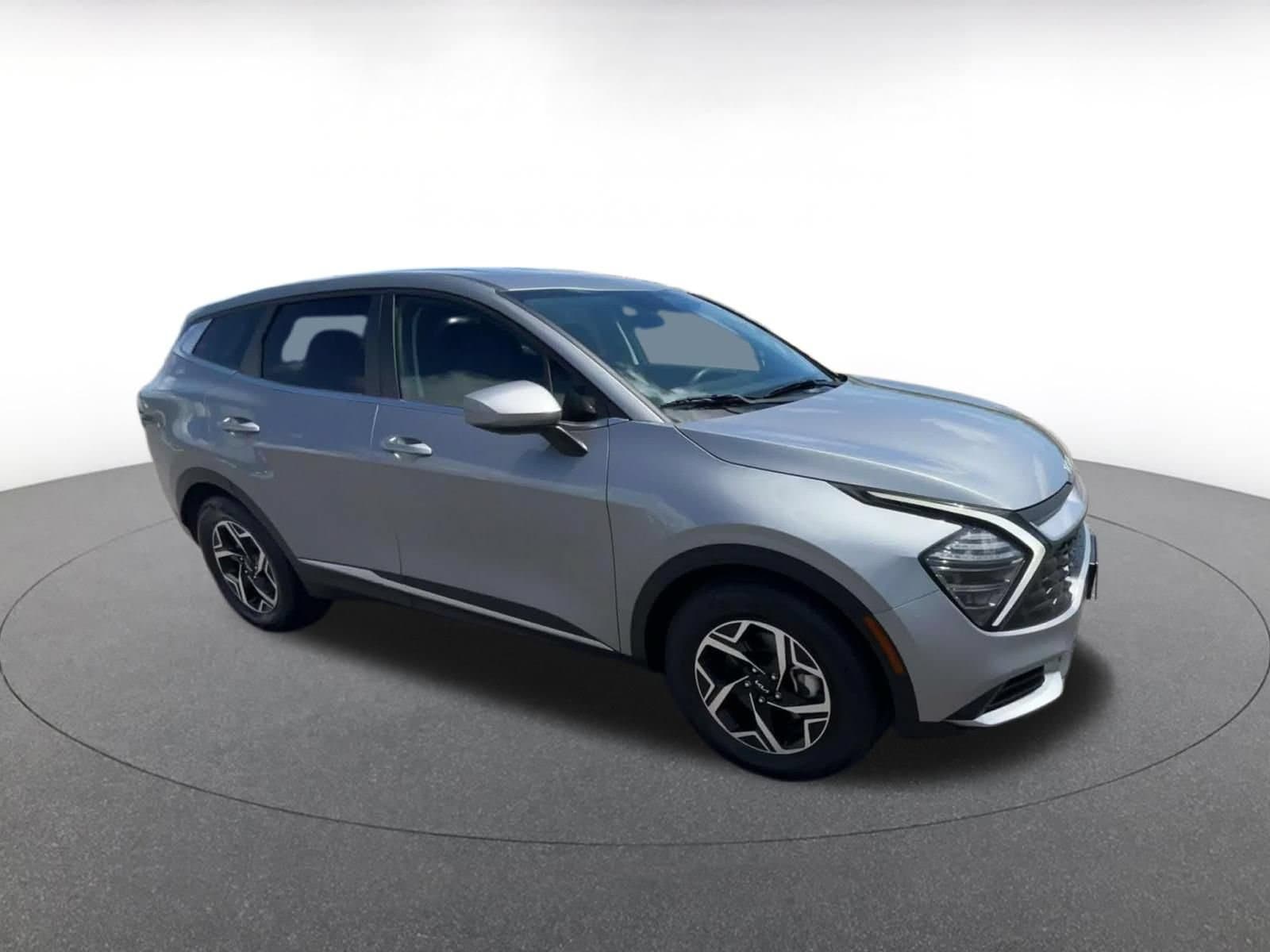Thumbnail: 2025 Kia Sportage - 2