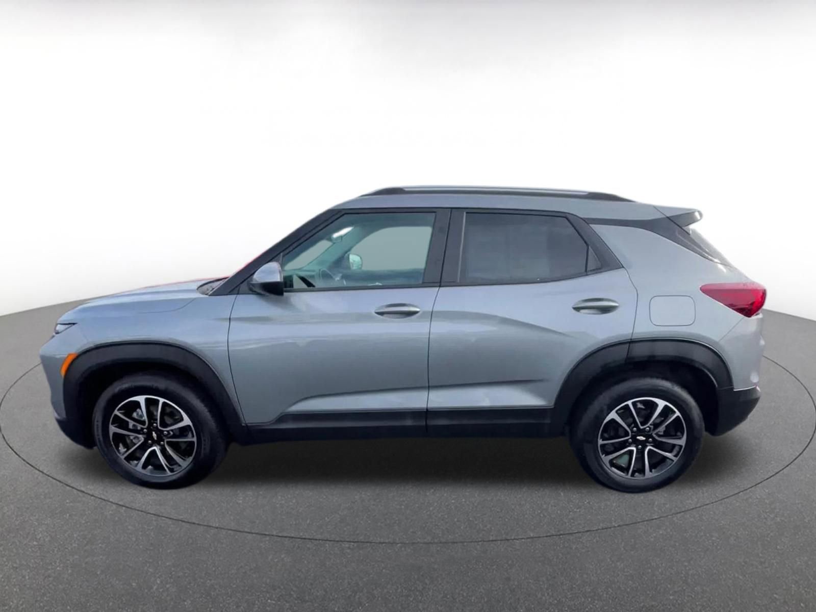 Thumbnail: 2025 Chevrolet TrailBlazer - 9