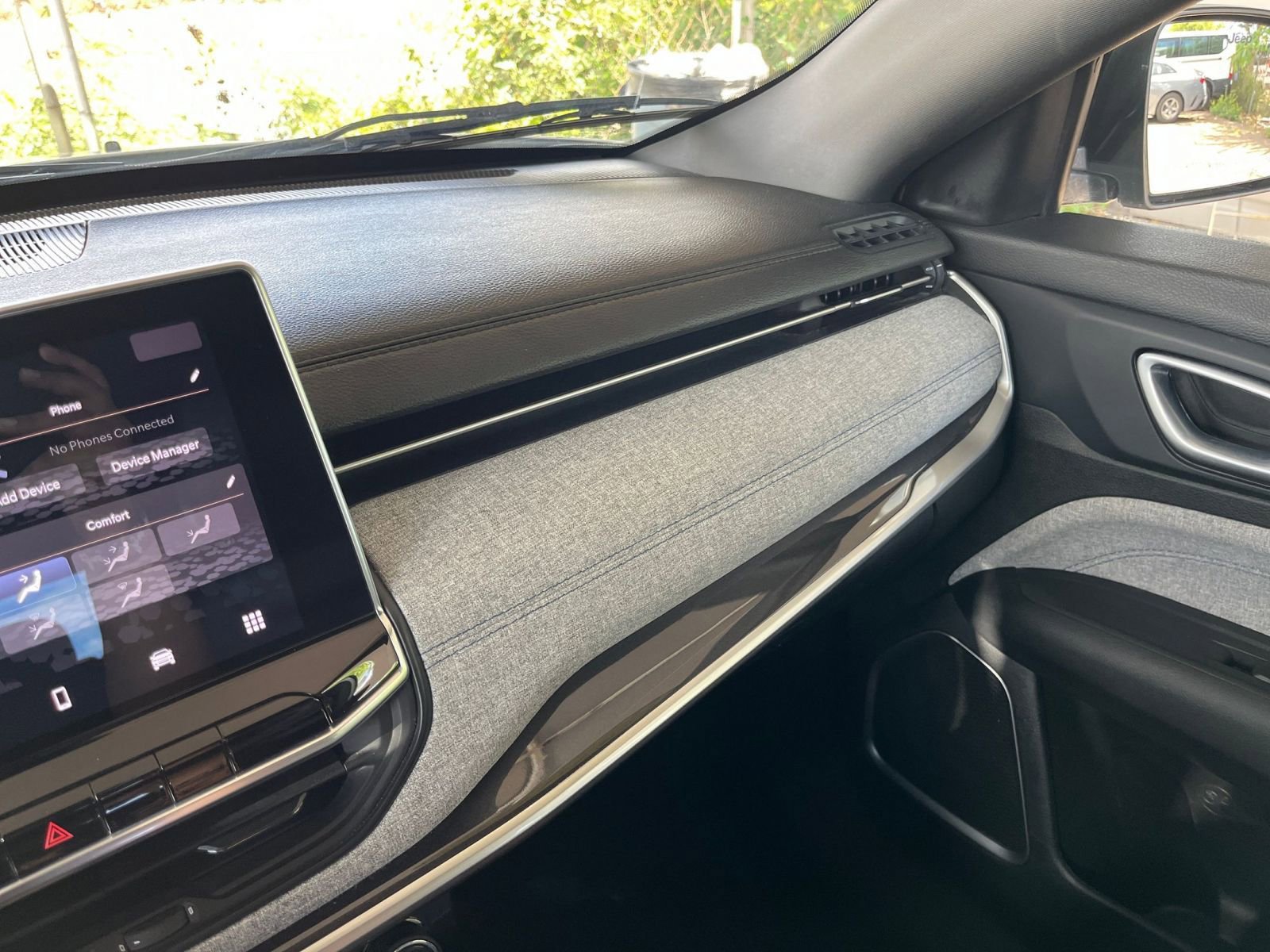 Thumbnail: 2023 Jeep Compass - 34