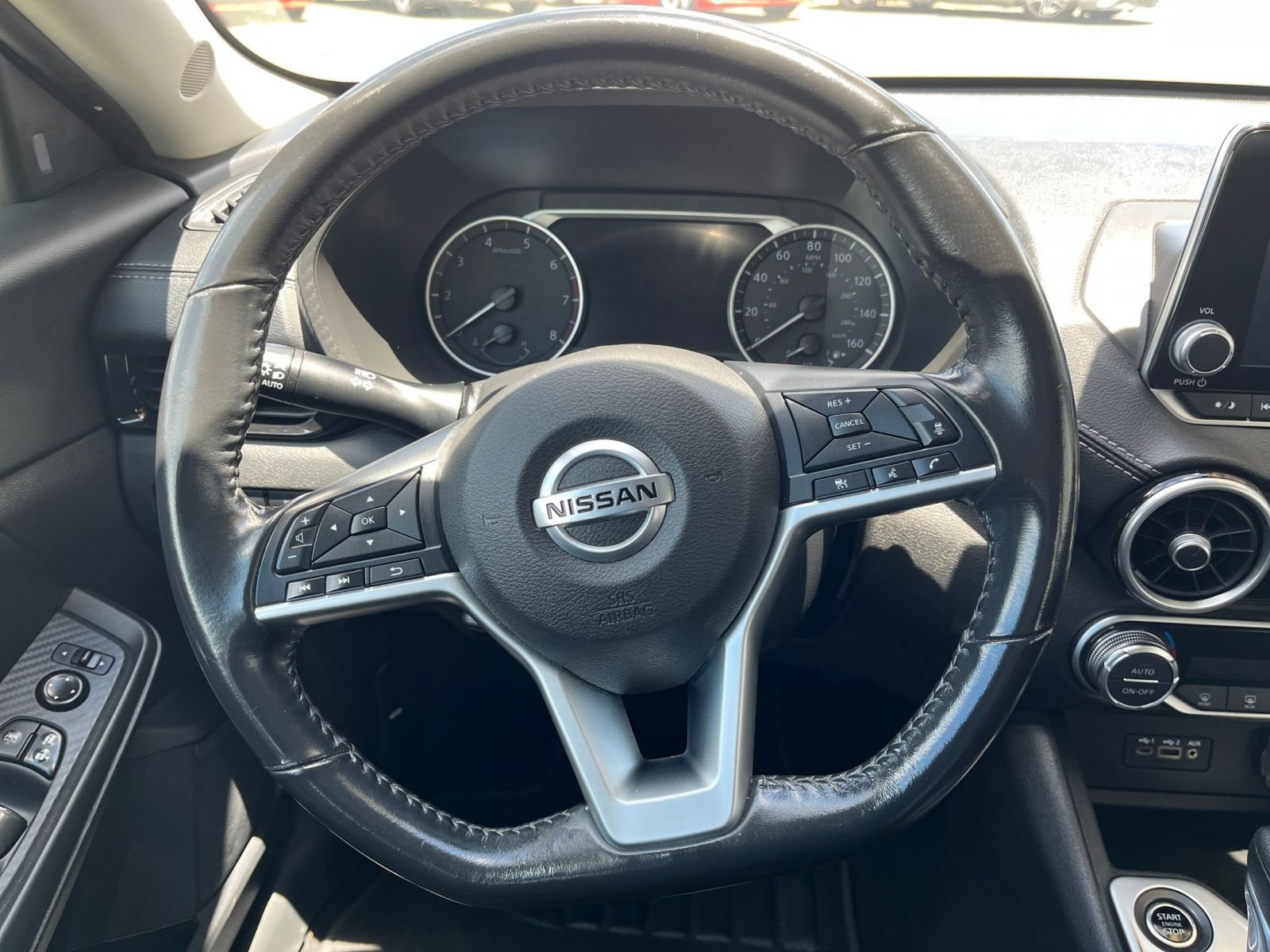 Thumbnail: 2021 Nissan Sentra - 25