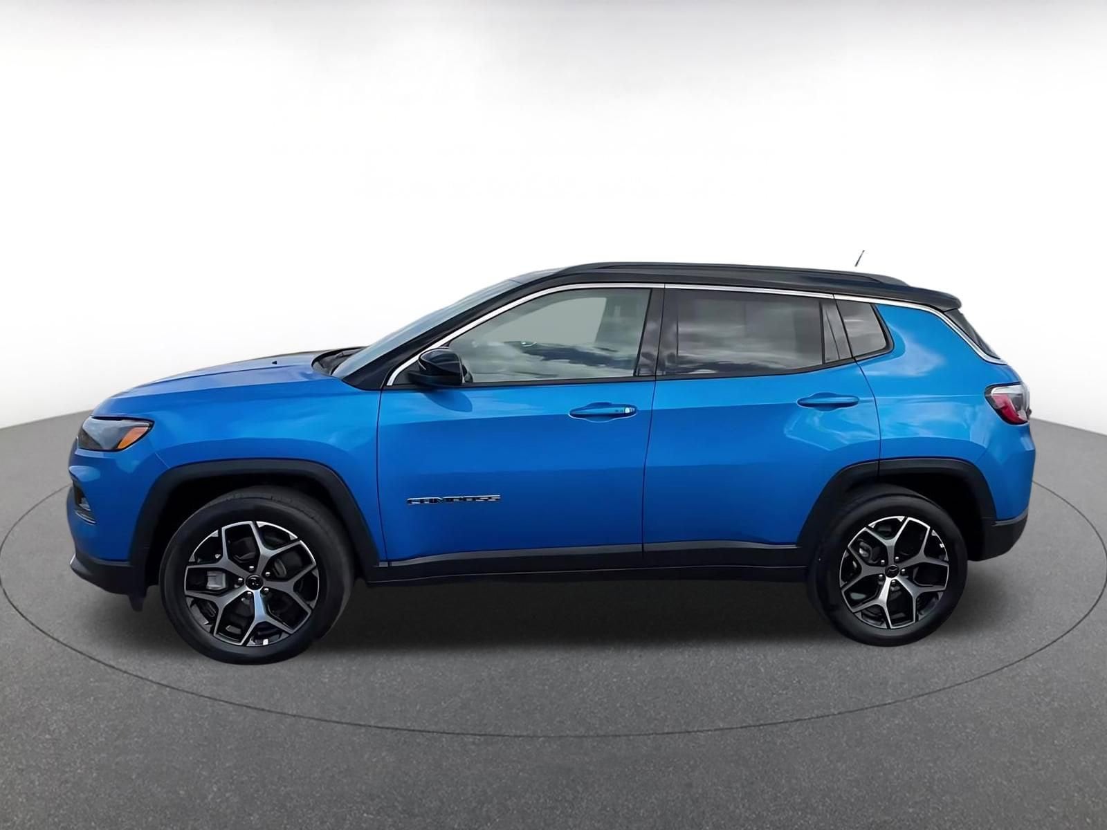 Thumbnail: 2025 Jeep Compass - 9