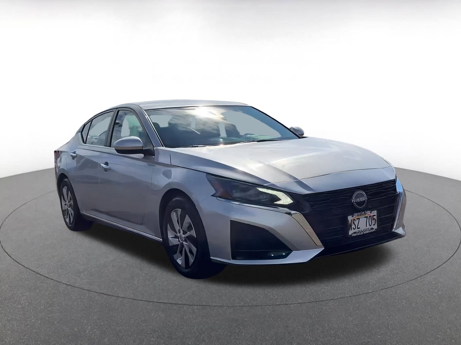 Thumbnail: 2023 Nissan Altima - 3