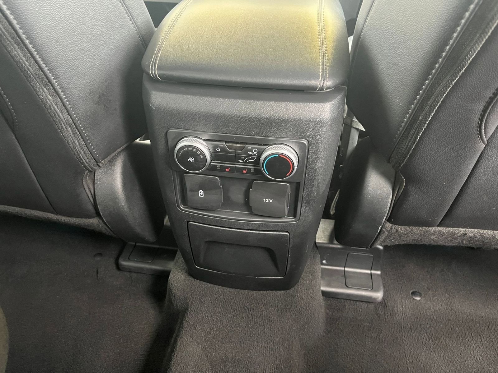 Thumbnail: 2023 Ford Explorer - 25