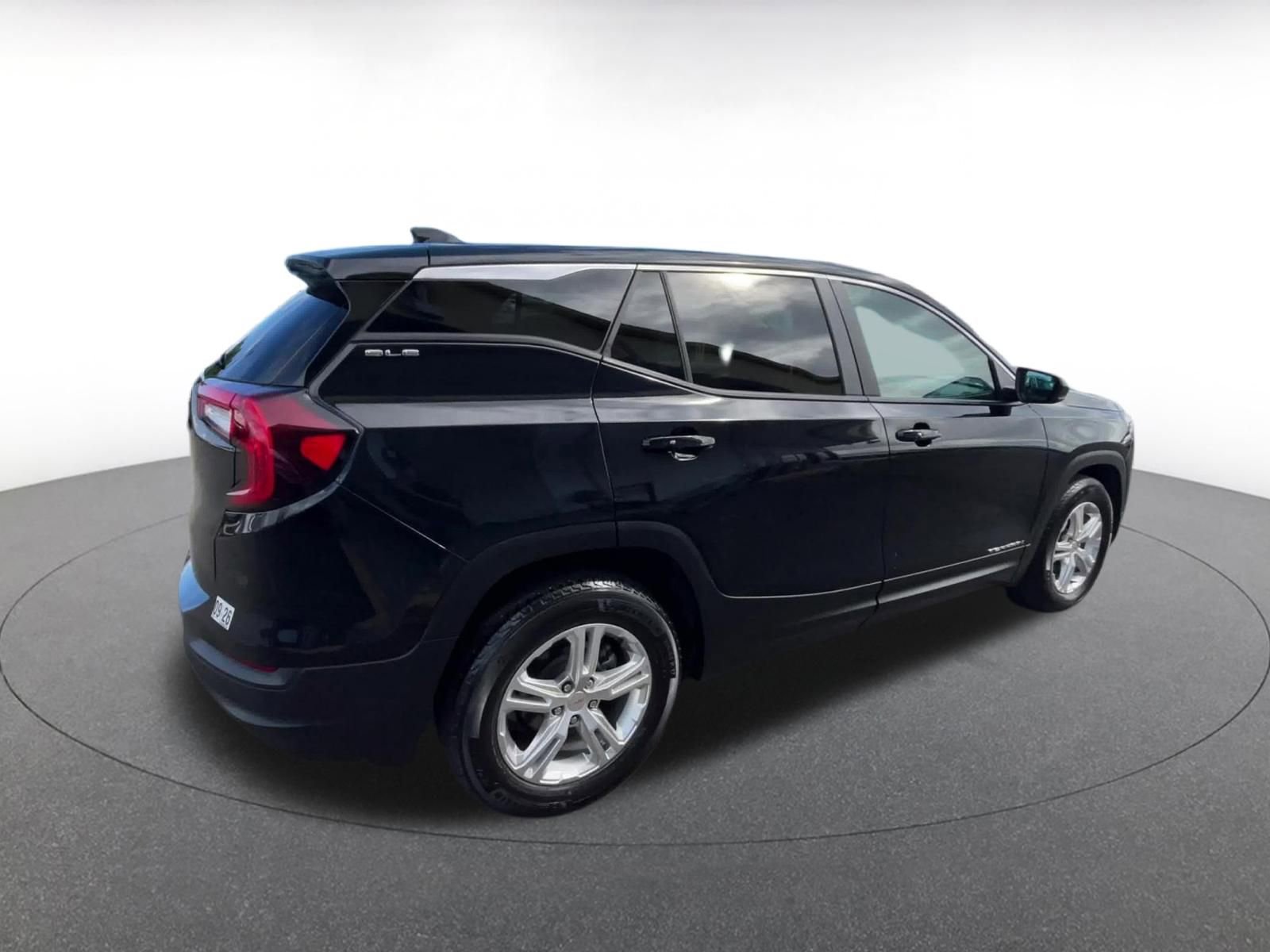 Thumbnail: 2024 GMC Terrain - 14