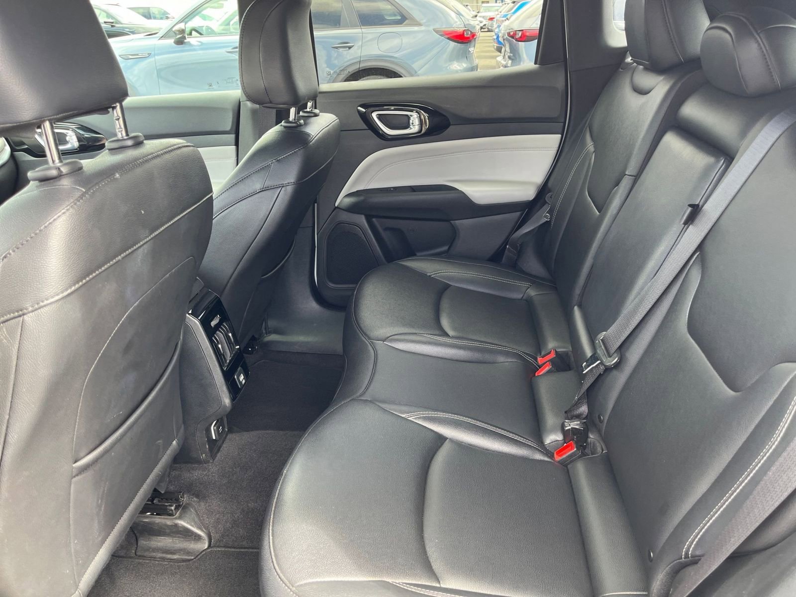 Thumbnail: 2025 Jeep Compass - 27