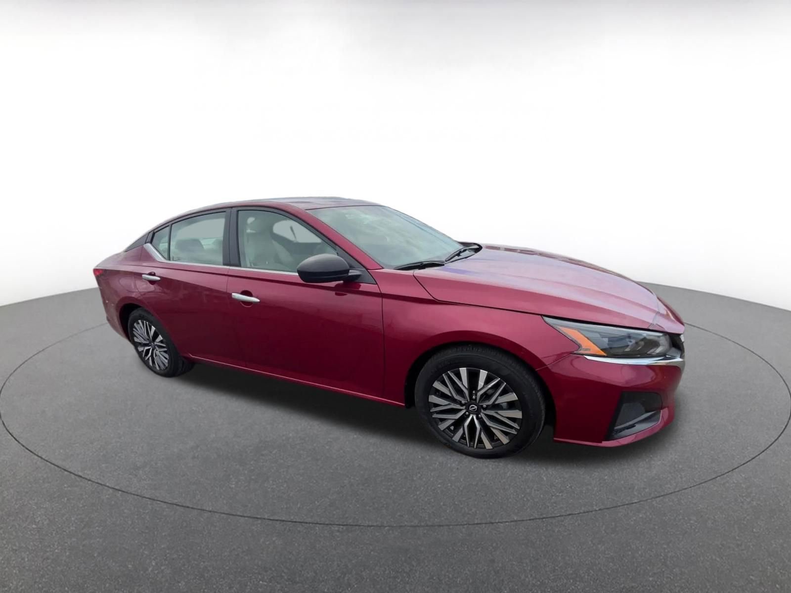 Thumbnail: 2025 Nissan Altima - 2