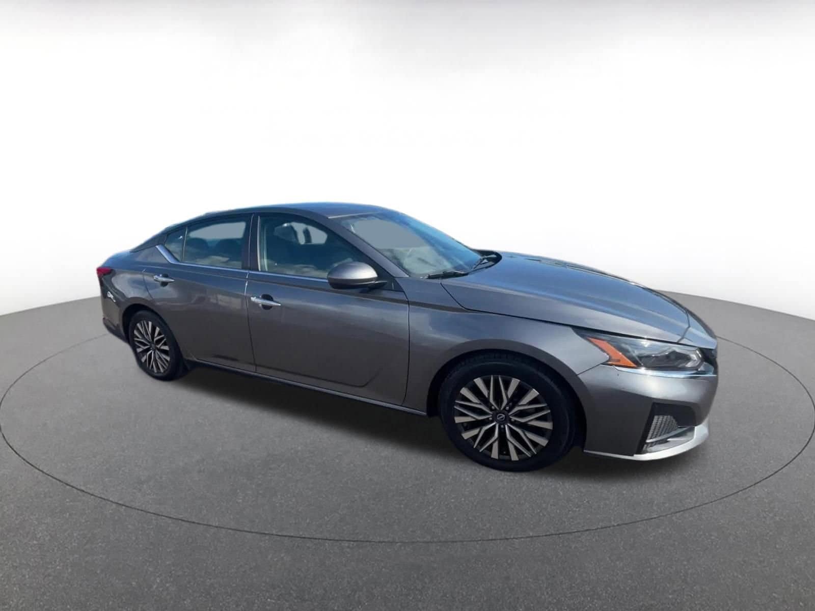 Thumbnail: 2023 Nissan Altima - 2
