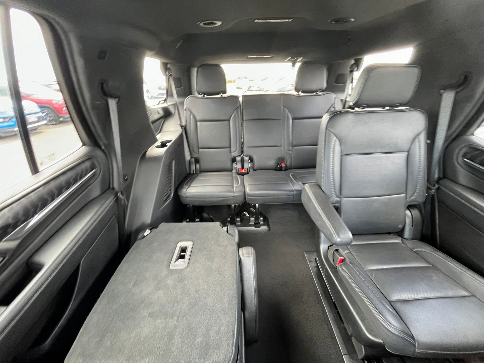 Thumbnail: 2023 GMC Yukon - 32