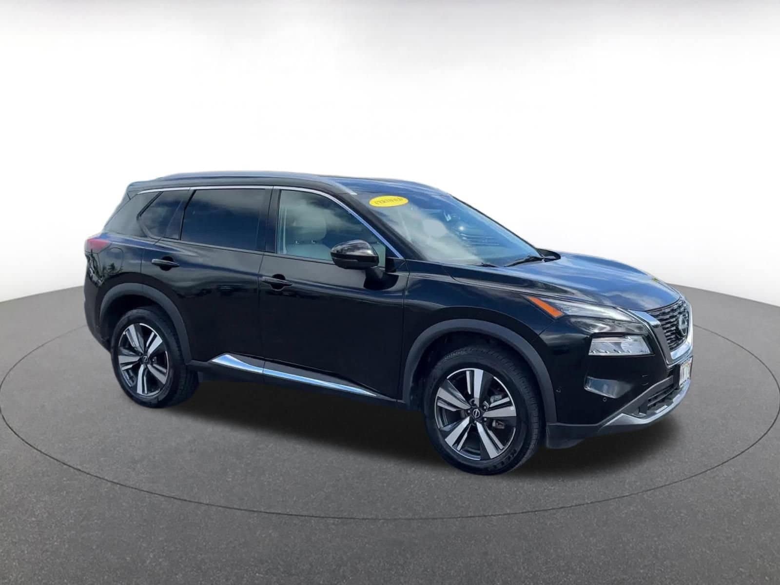 Thumbnail: 2023 Nissan Rogue - 2