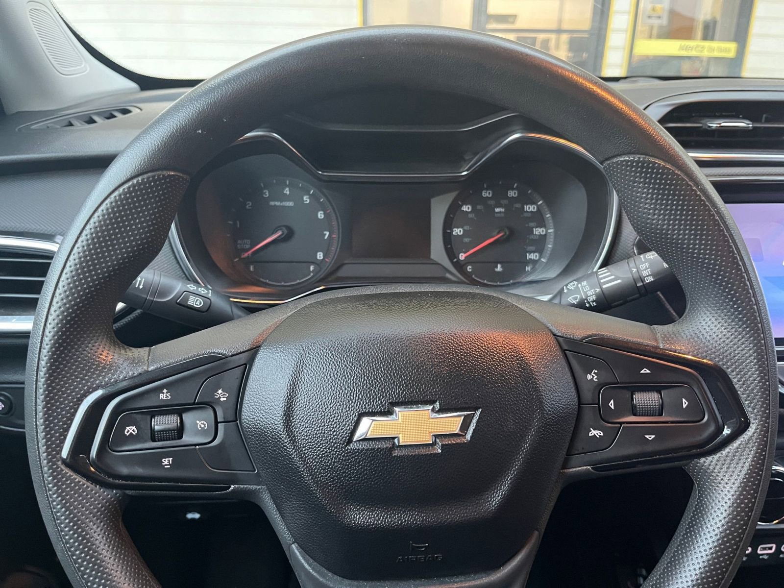 Thumbnail: 2023 Chevrolet TrailBlazer - 28