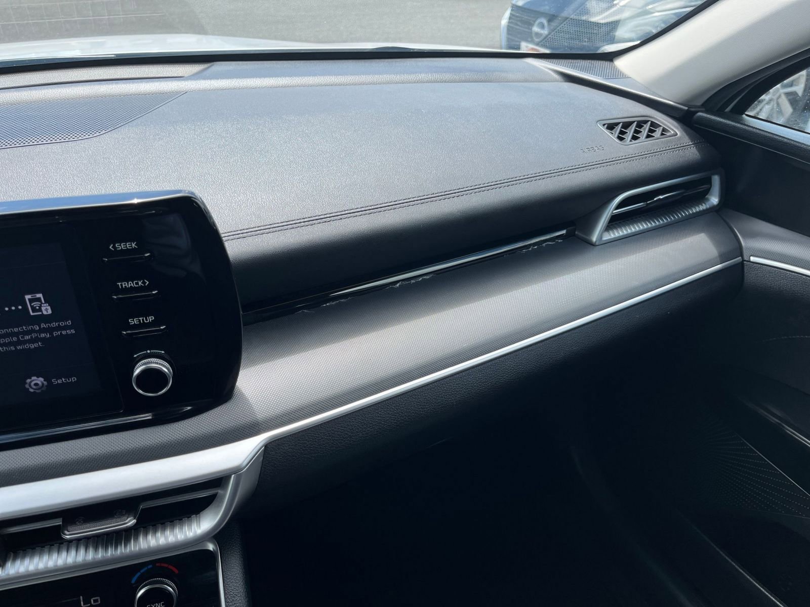 Thumbnail: 2023 Kia K5 - 33