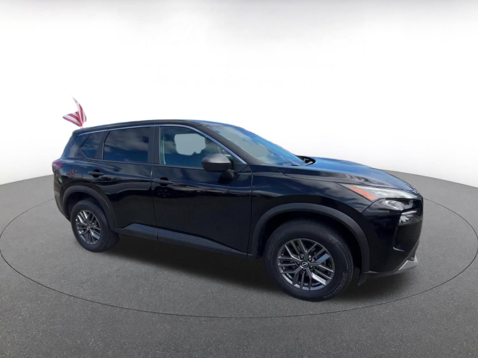Thumbnail: 2023 Nissan Rogue - 2