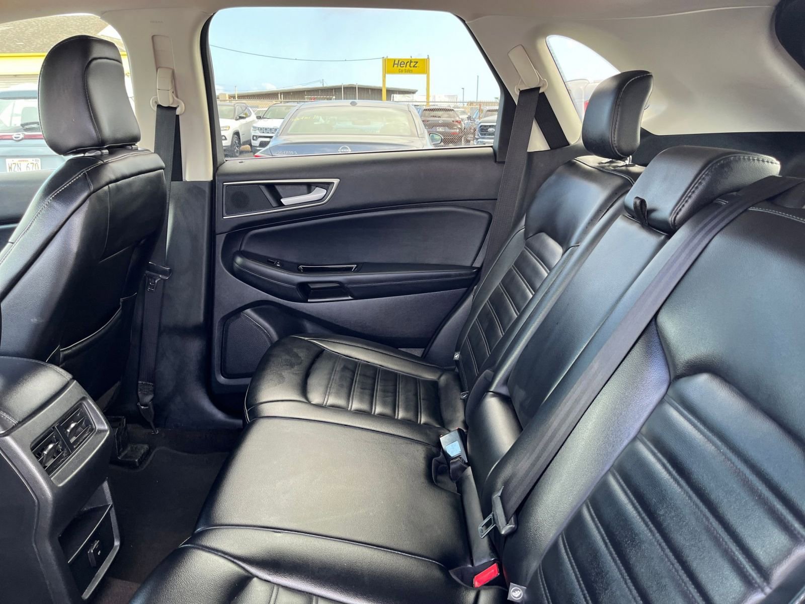 Thumbnail: 2020 Ford Edge - 25
