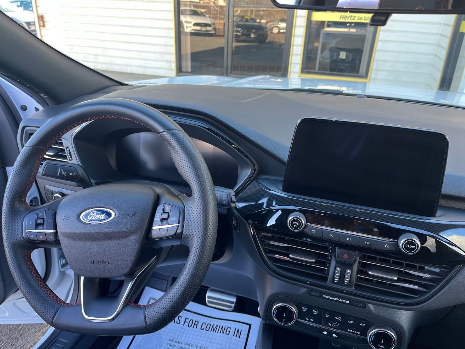 Thumbnail: 2023 Ford Escape - 34