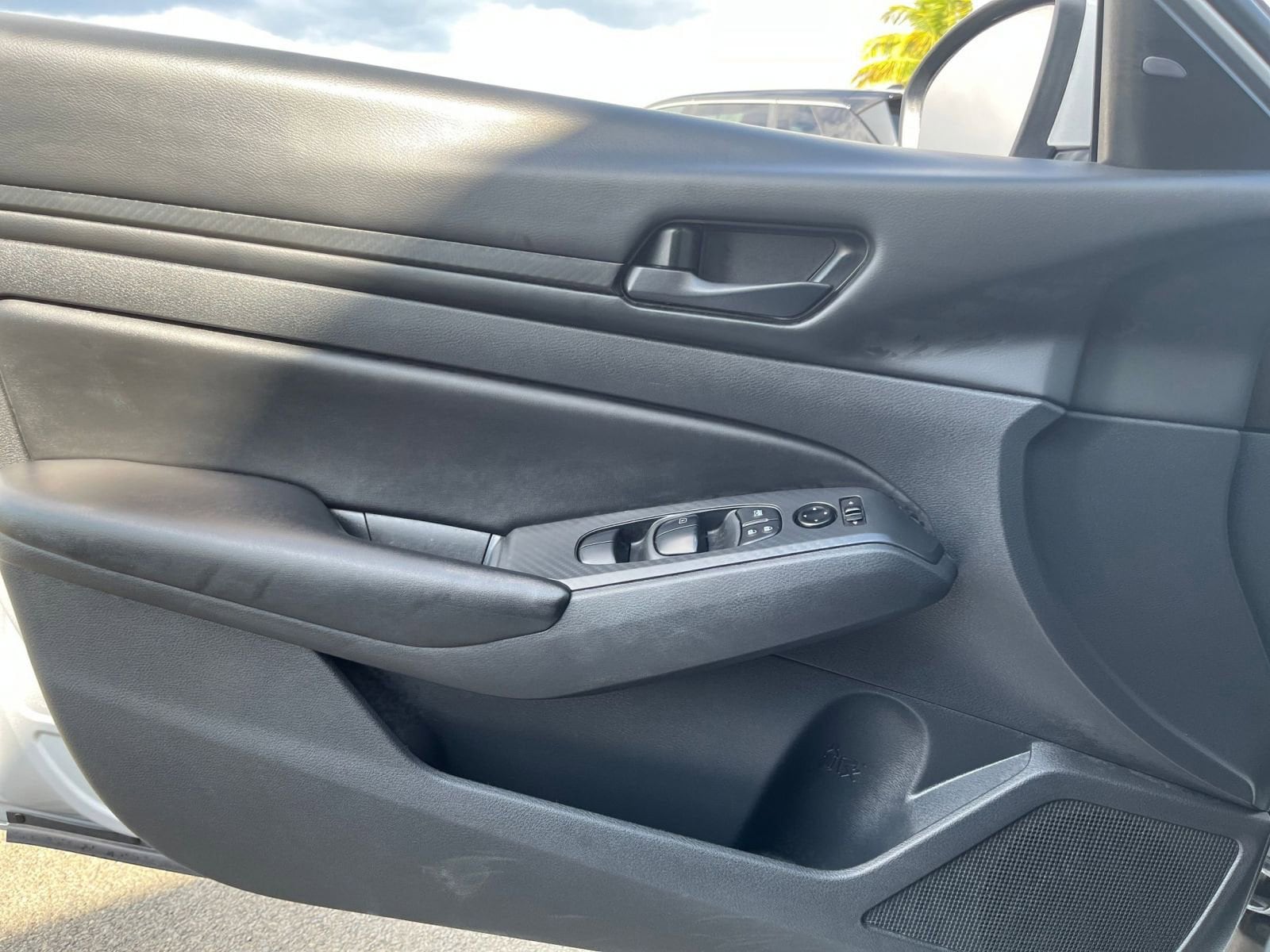 Thumbnail: 2023 Nissan Altima - 20