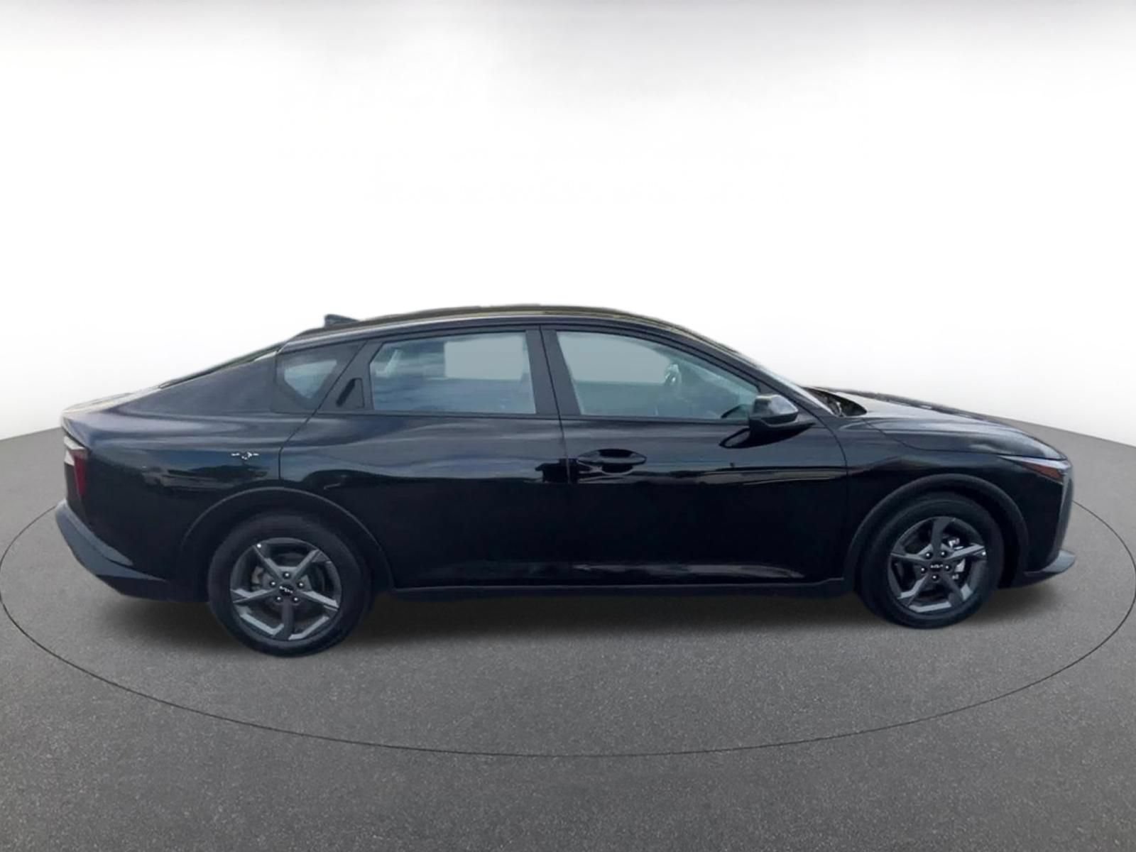 Thumbnail: 2025 Kia K4 - 16