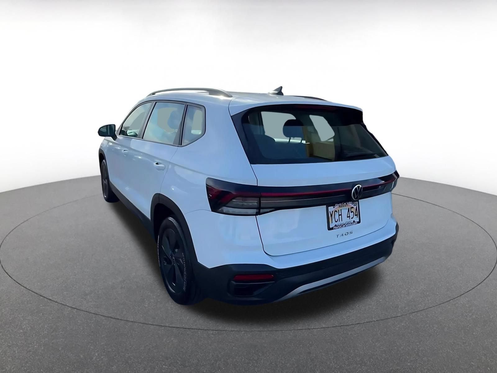 Thumbnail: 2026 Volkswagen Taos - 11