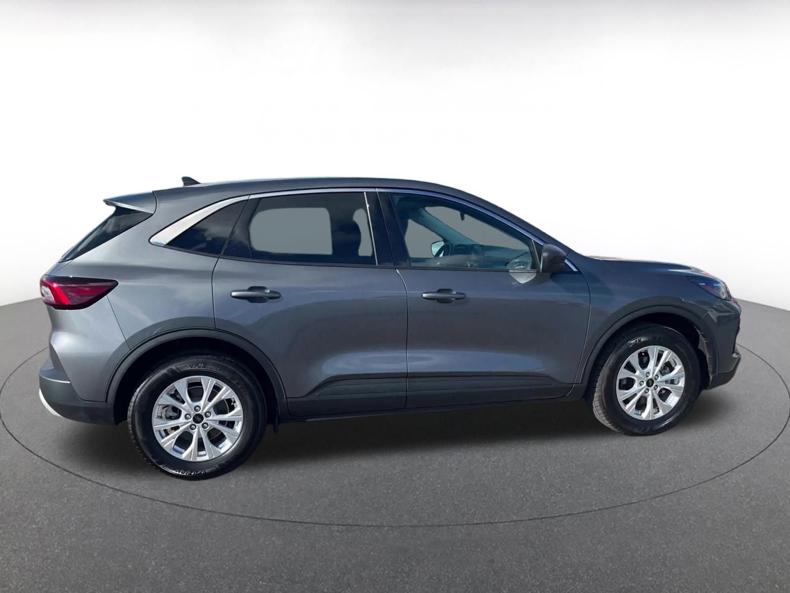 Thumbnail: 2023 Ford Escape - 16