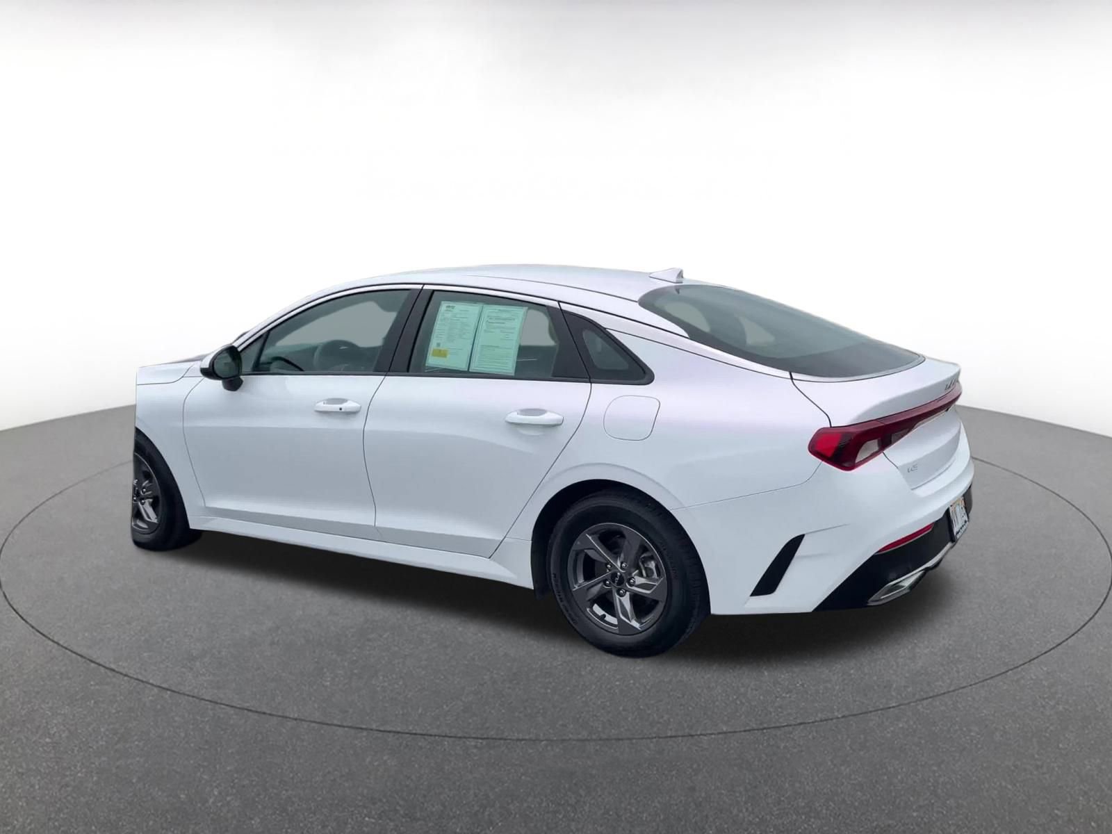 Thumbnail: 2023 Kia K5 - 10