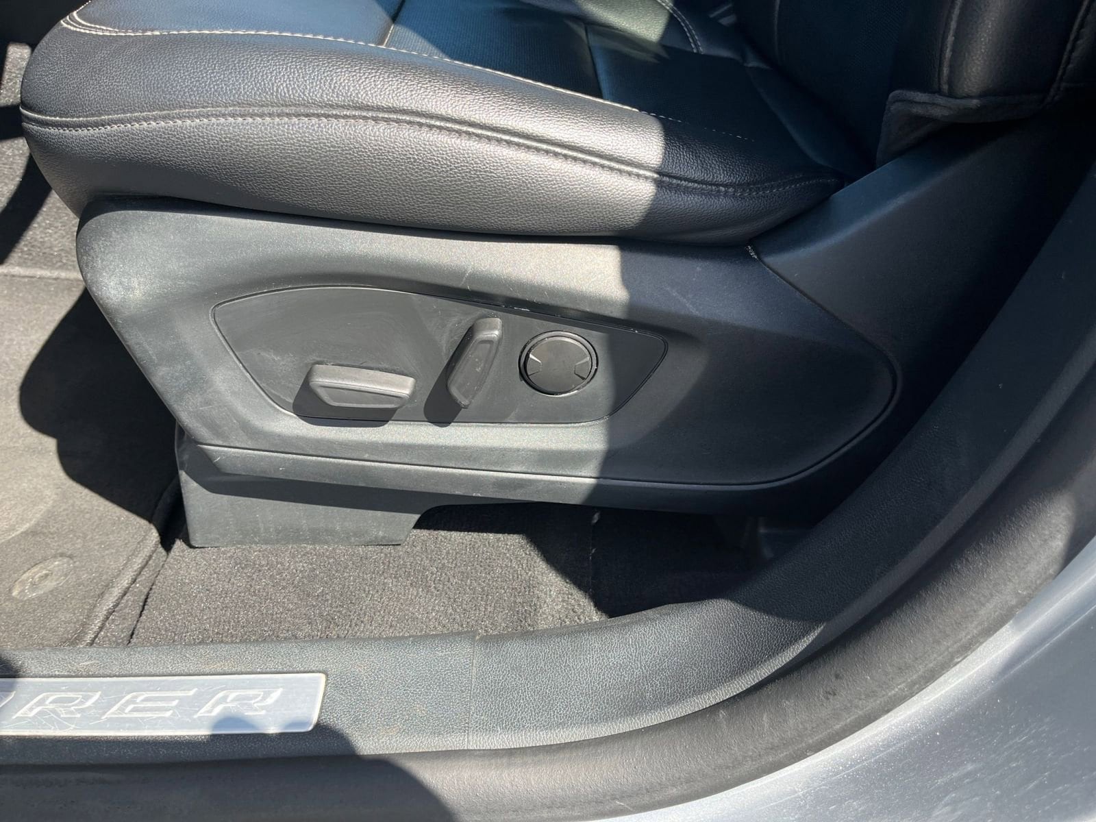 Thumbnail: 2023 Ford Explorer - 23