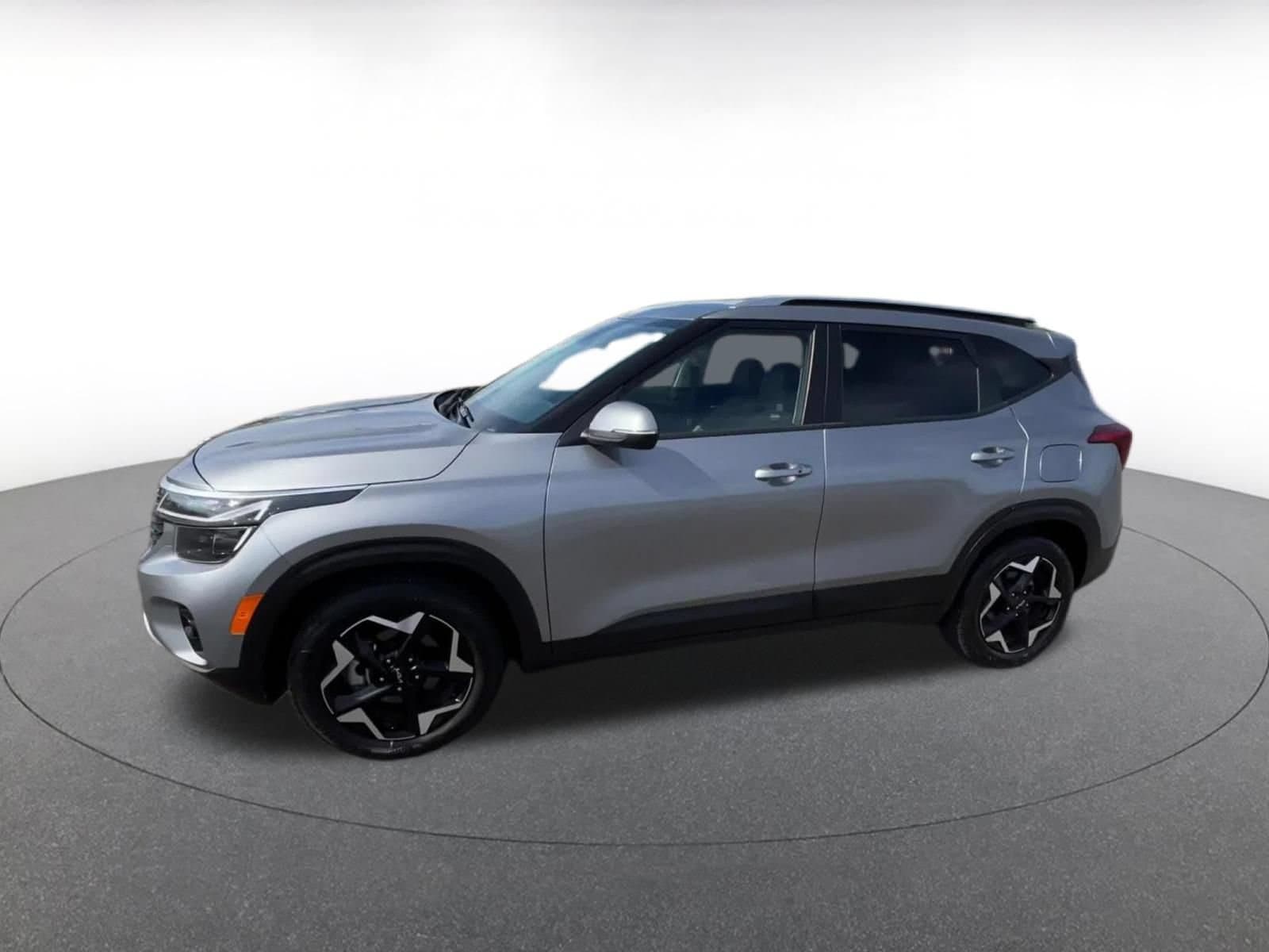 Thumbnail: 2025 Kia Seltos - 10