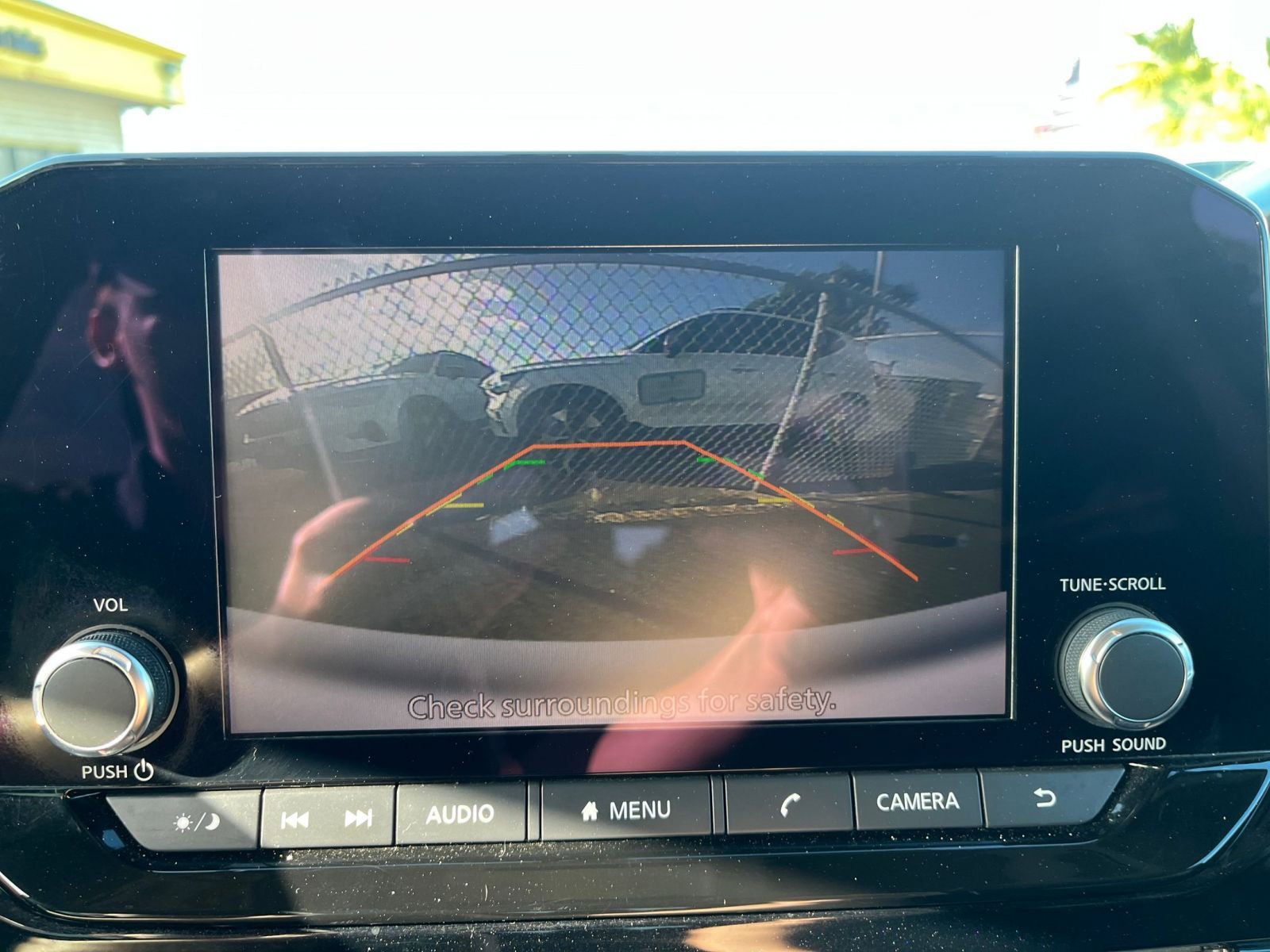 Thumbnail: 2022 Nissan Pathfinder - 24