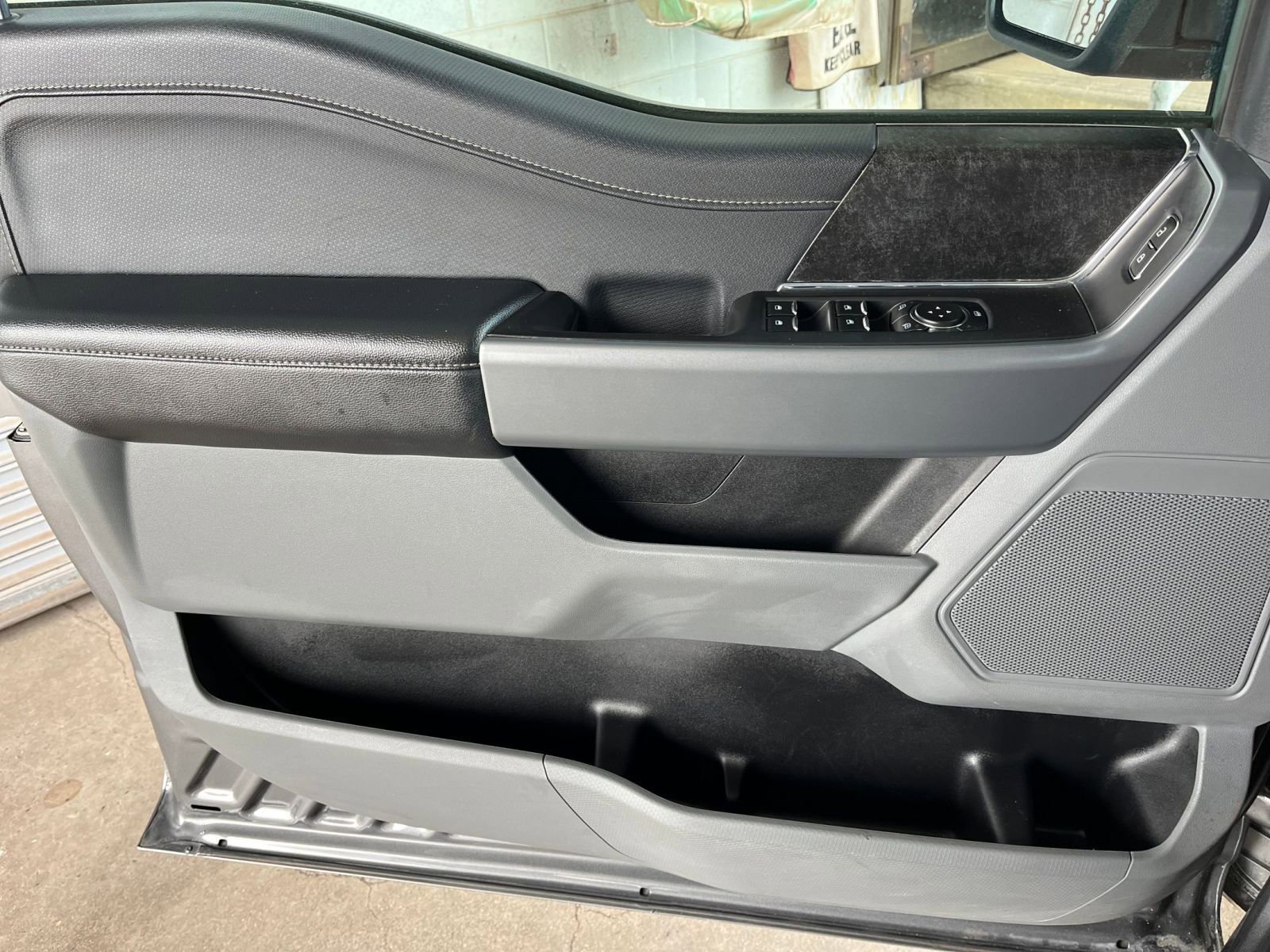 Thumbnail: 2023 Ford F-150 - 20