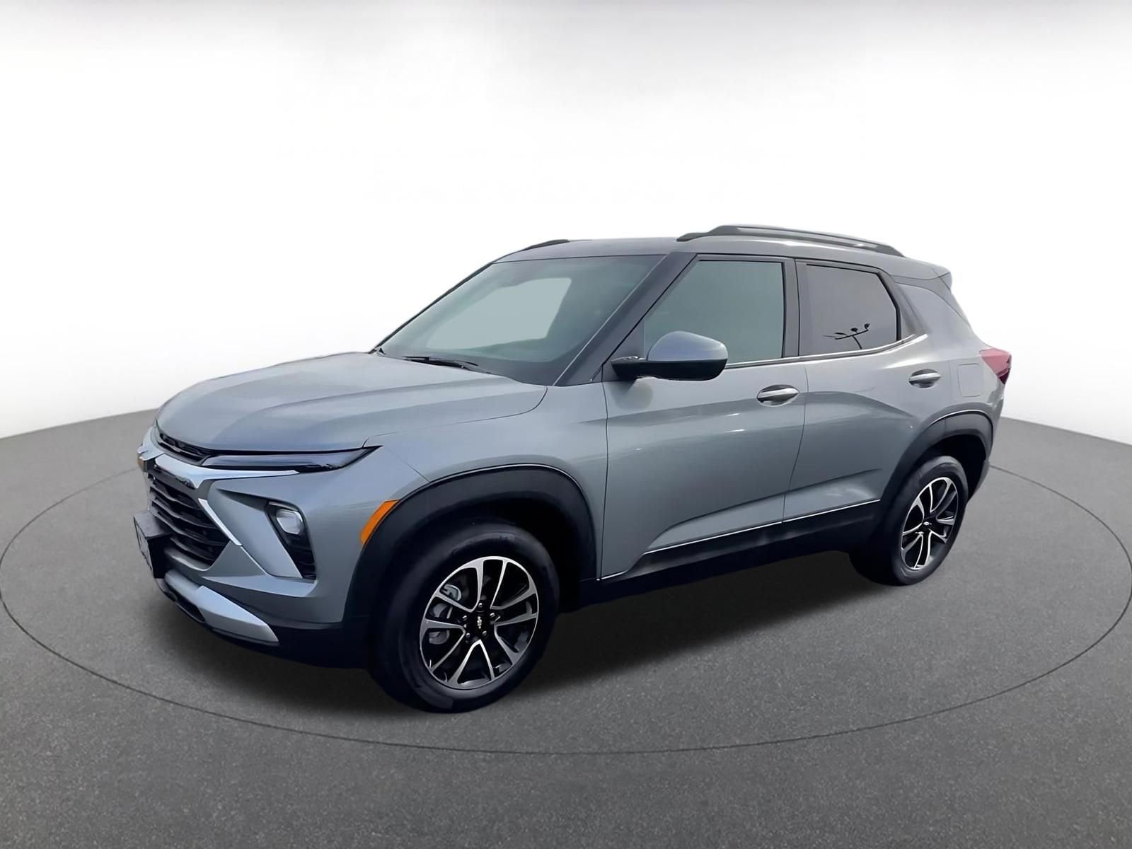 Thumbnail: 2025 Chevrolet TrailBlazer - 8
