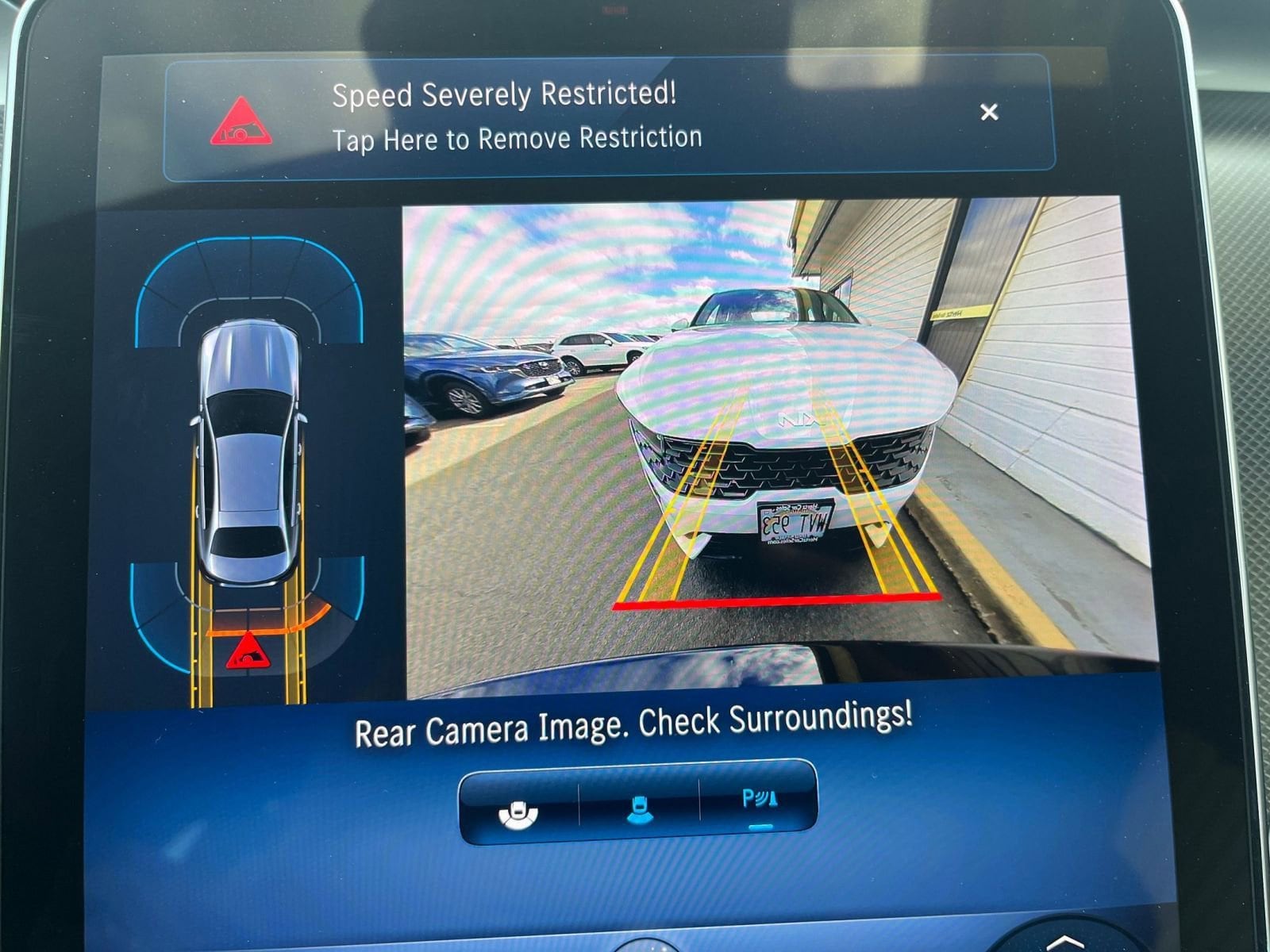 Thumbnail: 2024 Mercedes-Benz C-Class - 17