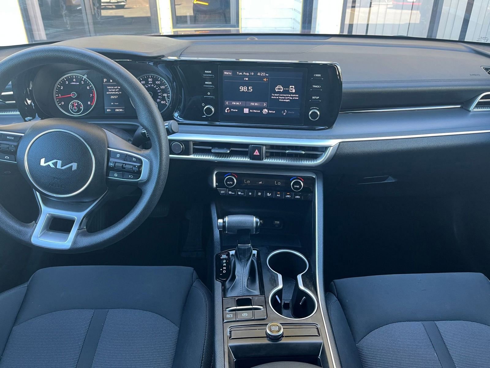 Thumbnail: 2023 Kia K5 - 31