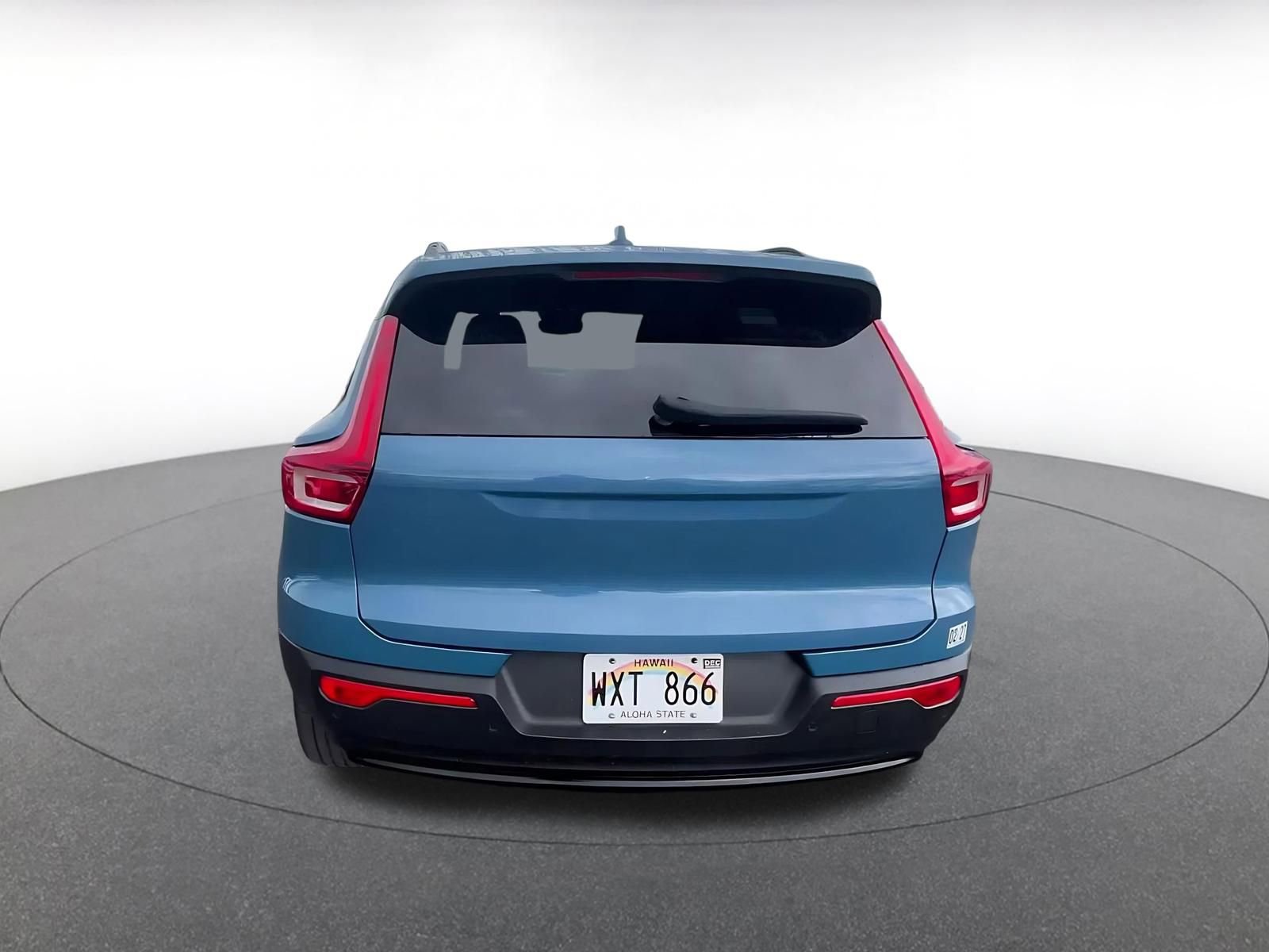 Thumbnail: 2024 Volvo XC40 - 12